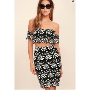 Black and White Lace Two Piece Set NWT